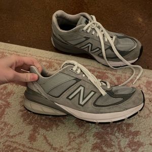 New balance shoes